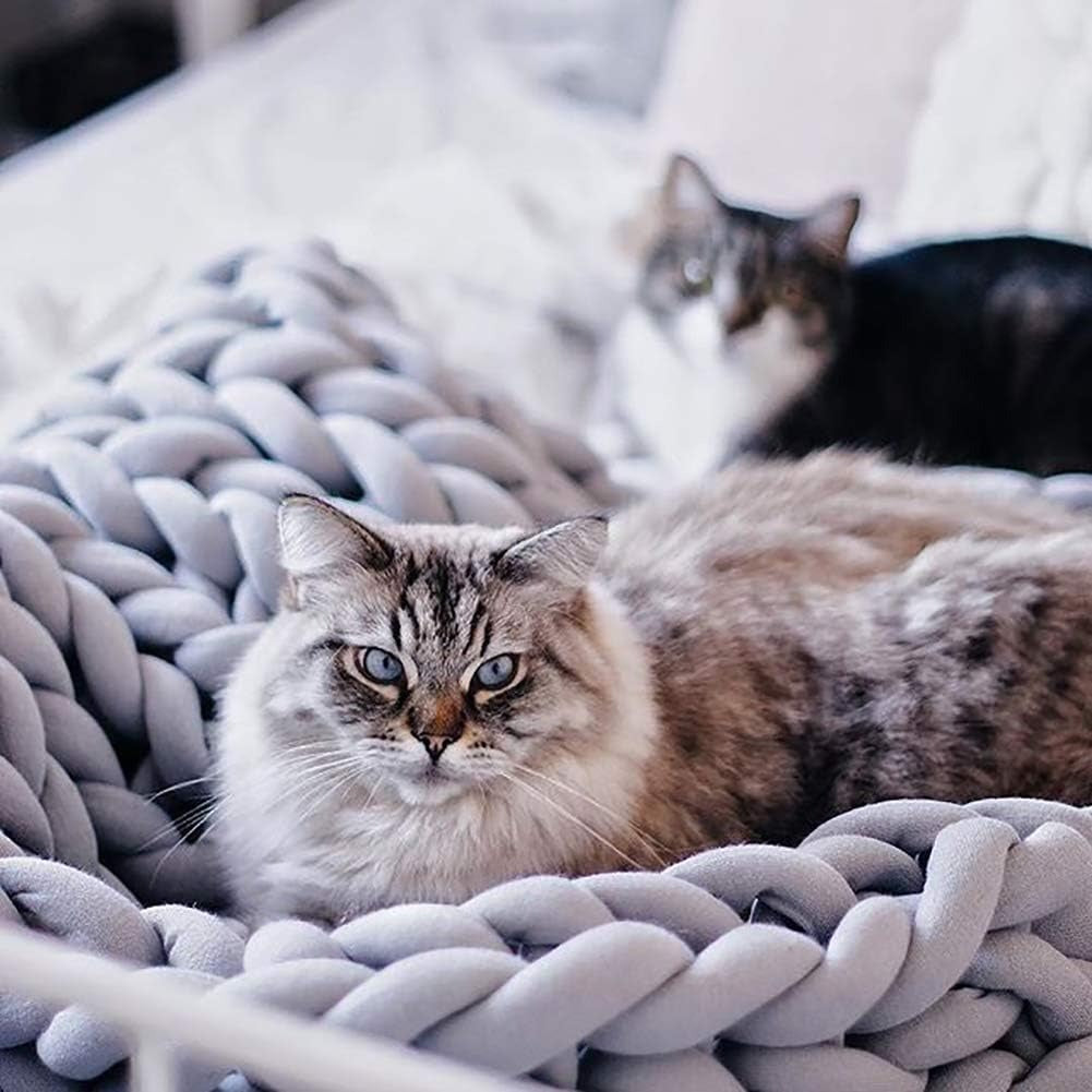 Soft Velvet Chunky Knit Blanket – Heavy and Elegant Throw for Home Comfort (8 kg, 150×200 cm) -EU-